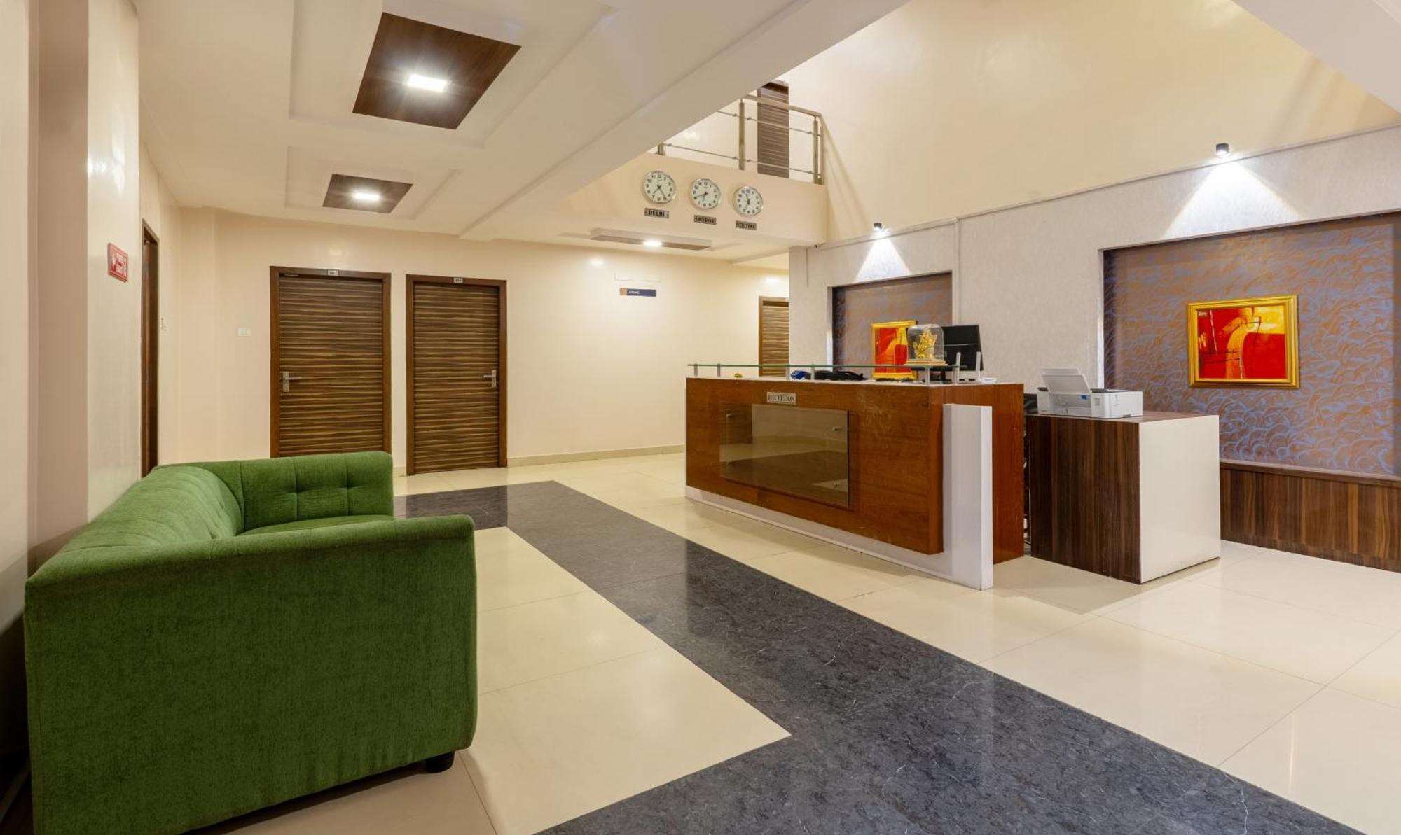 Treebo Eco Stay T Nagar チェンナイ エクステリア 写真